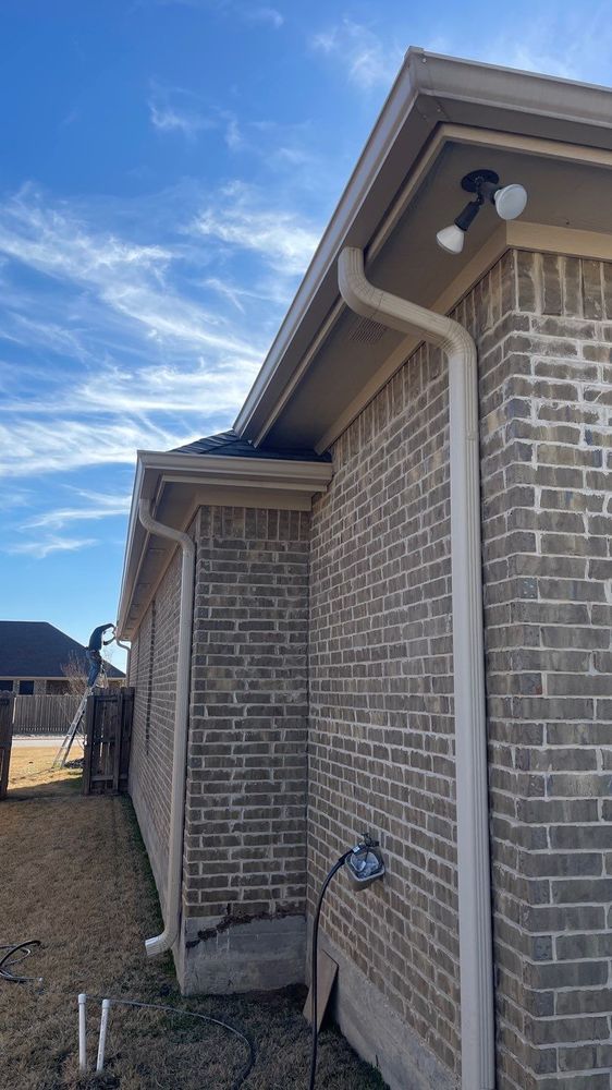 Slide of Southern Star Roofing and Seamless Gutters