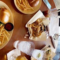 Bandolero Brewery - Shrimp tacos, mushroom Swiss, and the Hatch burger!
