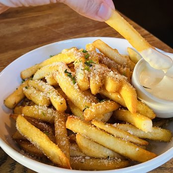 Robins Restaurant - Truffle Fries ($10) - New American Near Me - Cambria, California
