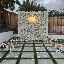 Walls for Love - Flower wall and candles from Walls For Love