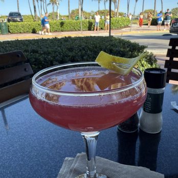News Cafe - Breakfast & Brunch Near Me - Miami Beach, Florida News Cafe - Breakfast & Brunch Near Me - Miami Beach, Florida