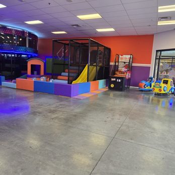 Baby Hop Playground - Kids Activities Near Me - Arvin, California