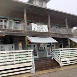 Oar House Pub and Oyster Bar 