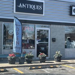 Clawson Antiques