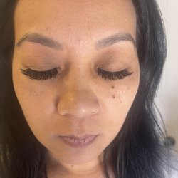 Eyebrow Threading Palace - Lash & brows by Suzy!