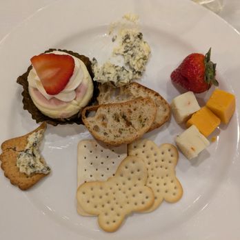 Piazza Messina - Venues & Event Spaces Near Me - Cottleville, Missouri