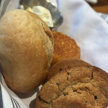 Chesapeake’s - Bread for the table - Seafood Near Me - Gatlinburg, Tennessee Chesapeake’s - Bread for the table - Seafood Near Me - Gatlinburg, Tennessee