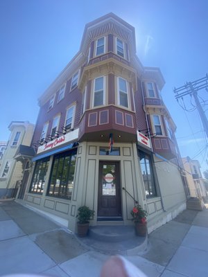 Sammy Carlo's Delicatessen & Catering by null