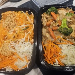 Chicken Pad Thai