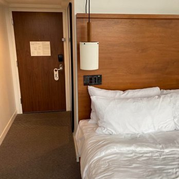Arlo NoMad - tiny room, just the king bed fits - Hotels Near Me - New York, New York Arlo NoMad - tiny room, just the king bed fits - Hotels Near Me - New York, New York