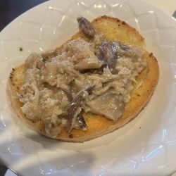 Cabinet Mountain Bar & Grill - Parmesan Mushroom on garlic toast