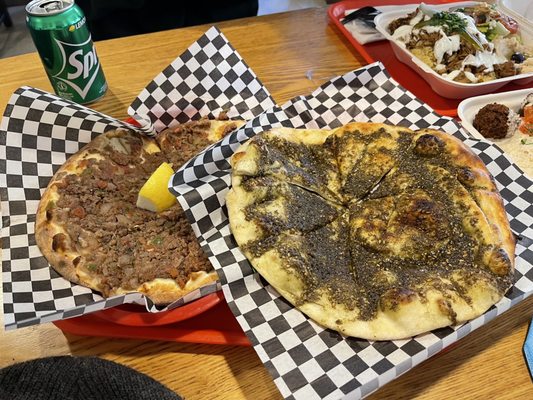 Man’oushe Express by null