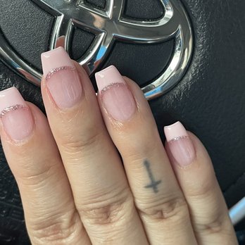 Mimi's Nails - Nail Salons Near Me - Folsom, California