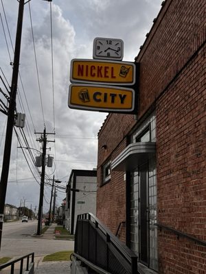 Nickel City by null