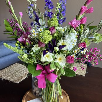 Flower Fiesta - Florists Near Me Flower Fiesta - Florists Near Me