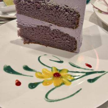 Au Lac - UBE Cake - Vietnamese Near Me - Fountain Valley, California