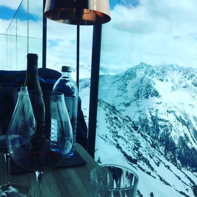 Restaurant ice Q by null