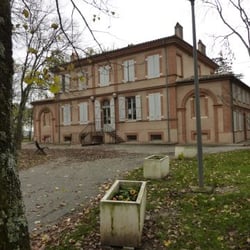 Château de Malpagat - Le Château sans tourelles, ni chevalier !