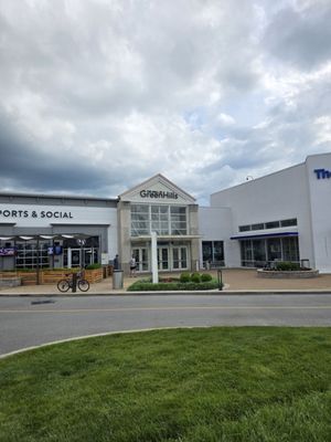 The Mall at Green Hills by null