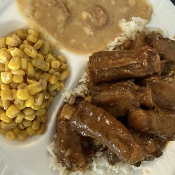 The Kitchen - Oxtail plate - Southern Near Me - Lake Charles, Louisiana The Kitchen - Oxtail plate - Southern Near Me - Lake Charles, Louisiana
