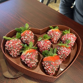 Chocolate Bash - CHOCOLATE COVERD STRAWBERRY HEART SHAPE VALENTINE - Coffee & Tea Near Me - Los Angeles, California Chocolate Bash - CHOCOLATE COVERD STRAWBERRY HEART SHAPE VALENTINE - Coffee & Tea Near Me - Los Angeles, California