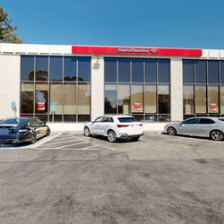 Bank of America Financial Center - Storefront