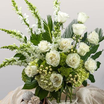 Fallon’s Flowers - Christmas Local Flower Delivery: Fallon's Flowers North of Raleigh, NC, Christmas and Holiday Flowers are available online now. - Florists Near Me - Raleigh, North Carolina Fallon’s Flowers - Christmas Local Flower Delivery: Fallon's Flowers North of Raleigh, NC, Christmas and Holiday Flowers are available online now. - Florists Near Me - Raleigh, North Carolina