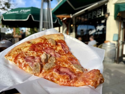 Sisters Pizza by null