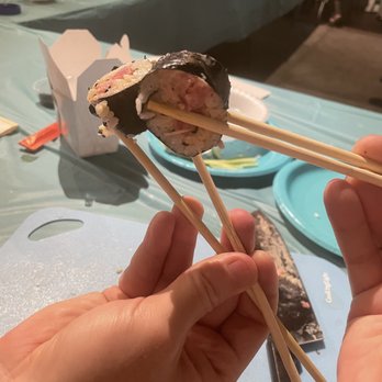 Classpop! - Spicy tuna rolls - Cooking Classes Near Me