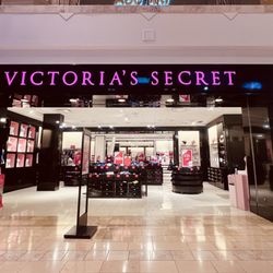 Victoria's Secret & PINK