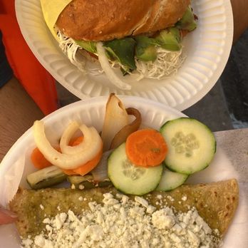 Cemitas Tepeaca - Cemita - Food Trucks Near Me - Los Angeles, California