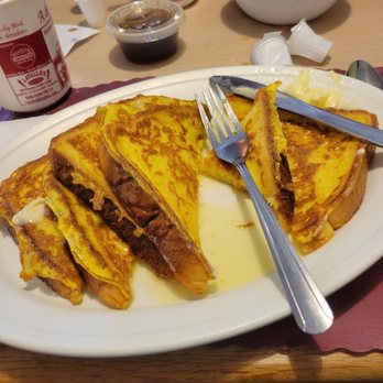 A & J Restaurant - French toast - New American Near Me - North Attleboro, Massachusetts