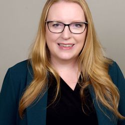 Hendricks Therapy - Meet Psychiatric Mental Health Nurse Practitioner, Janine Cochran, MSN, PMHNP