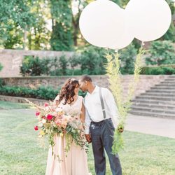 Always In Bloom - Flowers and Balloons! Amazing.