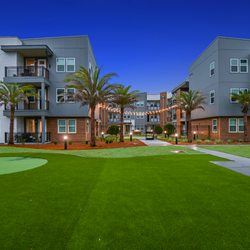 Residences at SweetBay - Putting Green and Courtyards