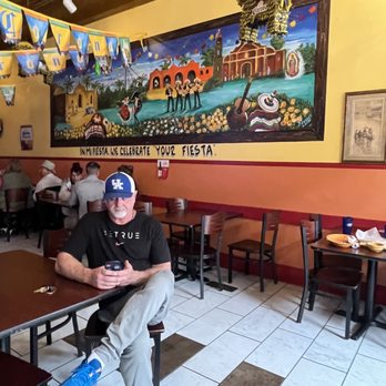 Mi Fiesta - Interior - Mexican Near Me - Frankfort, Kentucky Mi Fiesta - Interior - Mexican Near Me - Frankfort, Kentucky