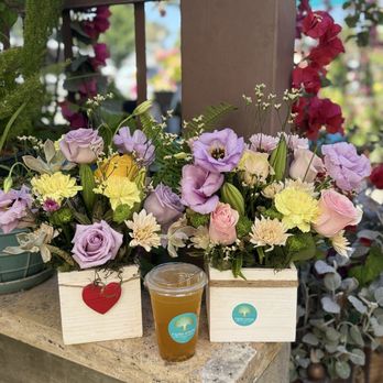 Flora Haven - Floral arrangement - Floral Designers Near Me - San Jose, California