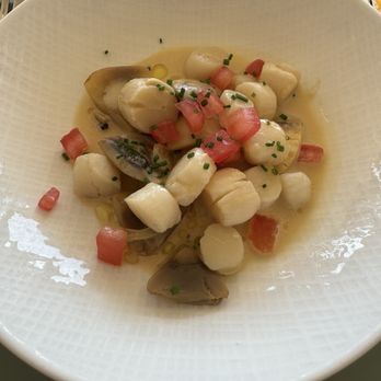 Alain Llorca Restaurant - Mushroom and scallops - French Near Me - La Colle-sur-Loup, 06