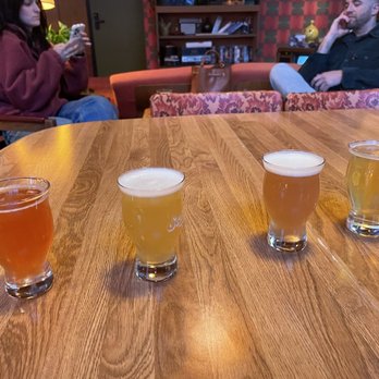 CRAFT Beer Market Victoria Harbour - Beer - Breakfast & Brunch Near Me - Victoria, British Columbia CRAFT Beer Market Victoria Harbour - Beer - Breakfast & Brunch Near Me - Victoria, British Columbia