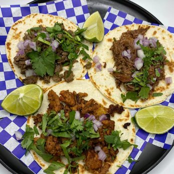 Tacos El Pinalense - three tacoss on a plate - Tacos Near Me - Saginaw, Texas Tacos El Pinalense - three tacoss on a plate - Tacos Near Me - Saginaw, Texas
