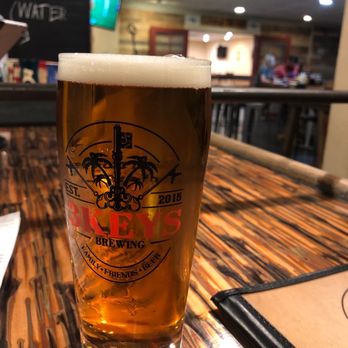 3 Keys Brewing - Pizza dreams pint - Breweries Near Me - Bradenton, Florida 3 Keys Brewing - Pizza dreams pint - Breweries Near Me - Bradenton, Florida