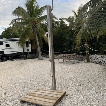 Coconut Cay RV Park and Marina - Shower by beach - RV Parks Near Me - Marathon, Florida