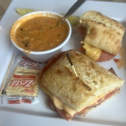 Tommy Salami Sandwich