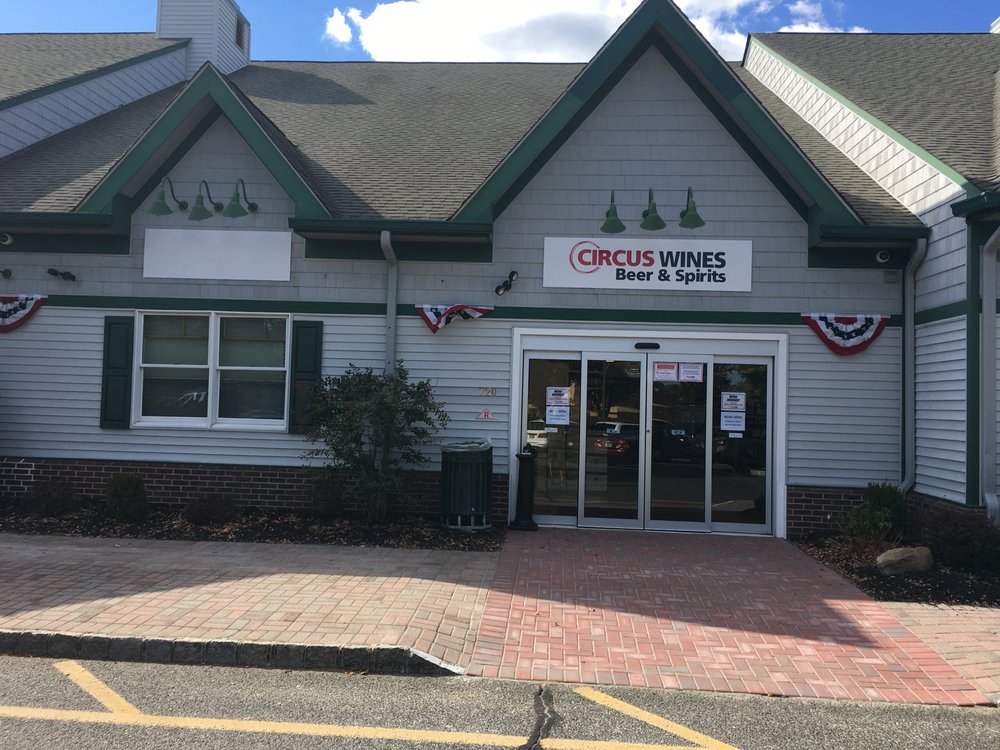 CIRCUS WINES, BEER & SPIRITS Updated October 2024 720 Newman