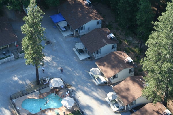 Sugarloaf Cottages 19667 Lakeshore Dr Lakehead Ca Resorts Mapquest