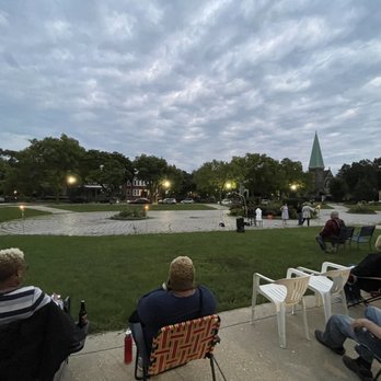 Life Out Loud - Festivals Near Me - Chicago, Illinois Life Out Loud - Festivals Near Me - Chicago, Illinois