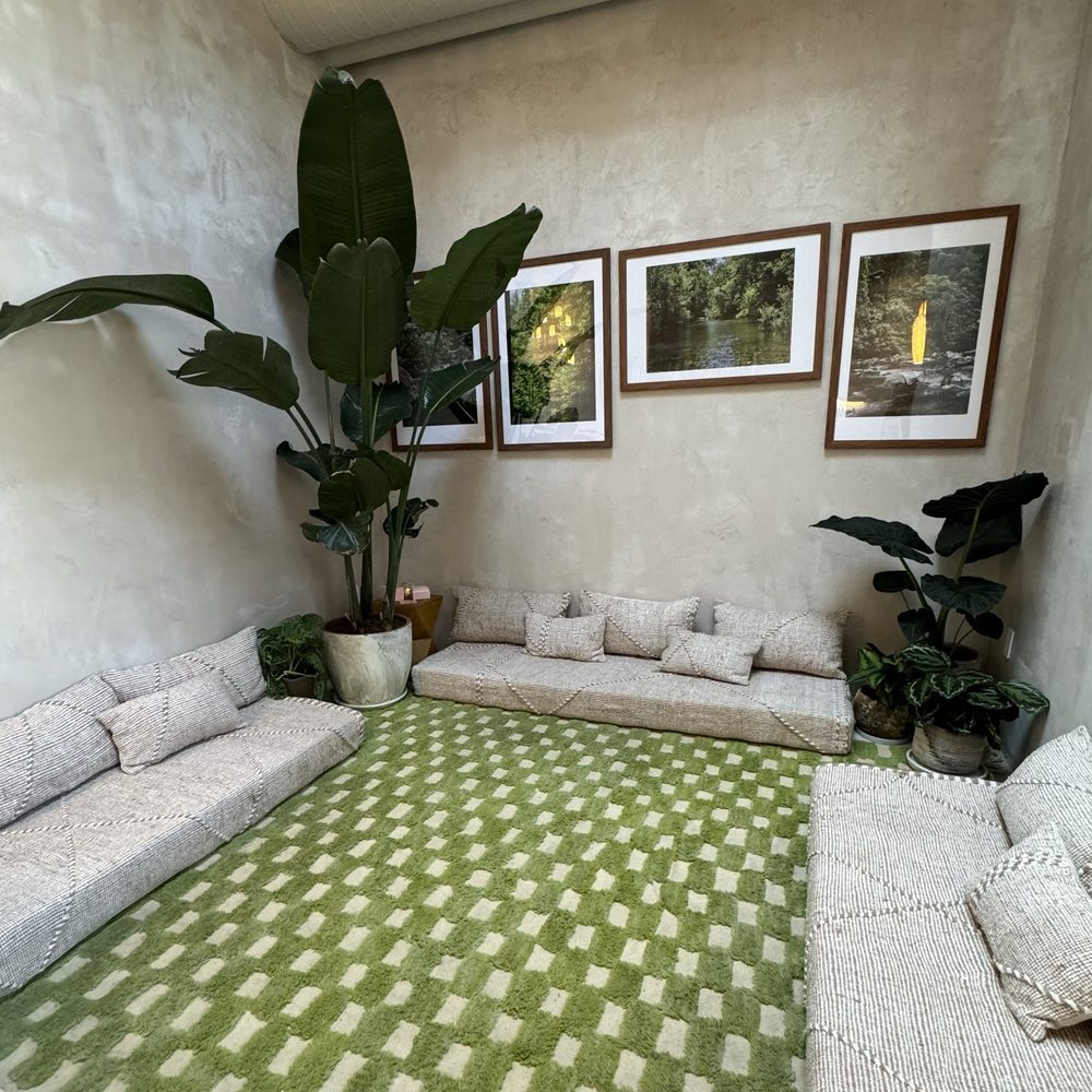 Scalp Sanctuary - Meditation Room - Blow Dry/Out Services Near Me - Pasadena, California