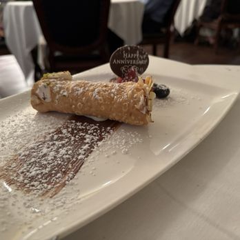 La Strada Italian Kitchen & Bar - Cannoli - Italian Near Me - Birmingham, Michigan La Strada Italian Kitchen & Bar - Cannoli - Italian Near Me - Birmingham, Michigan