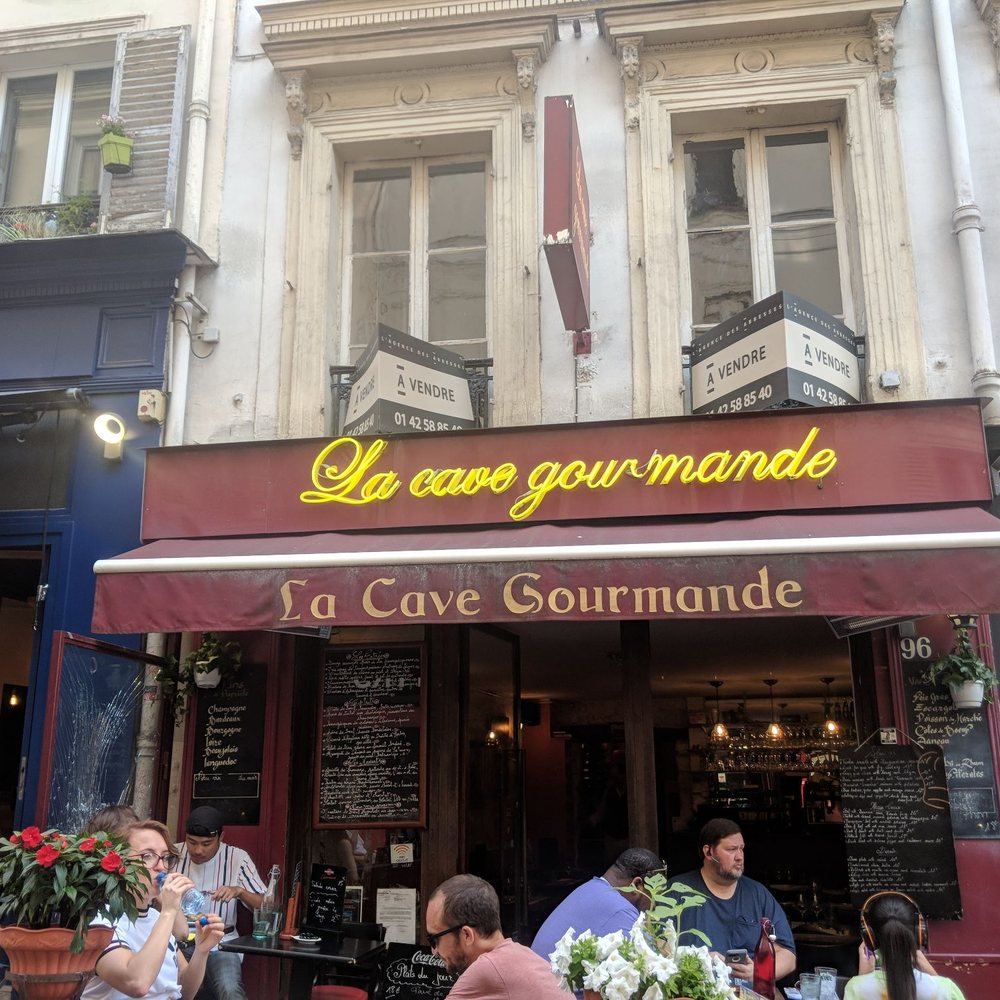 La Cave Gourmande - Outside - Bistros Near Me - Paris, 75 La Cave Gourmande - Outside - Bistros Near Me - Paris, 75