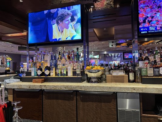 Le Central Bar by null